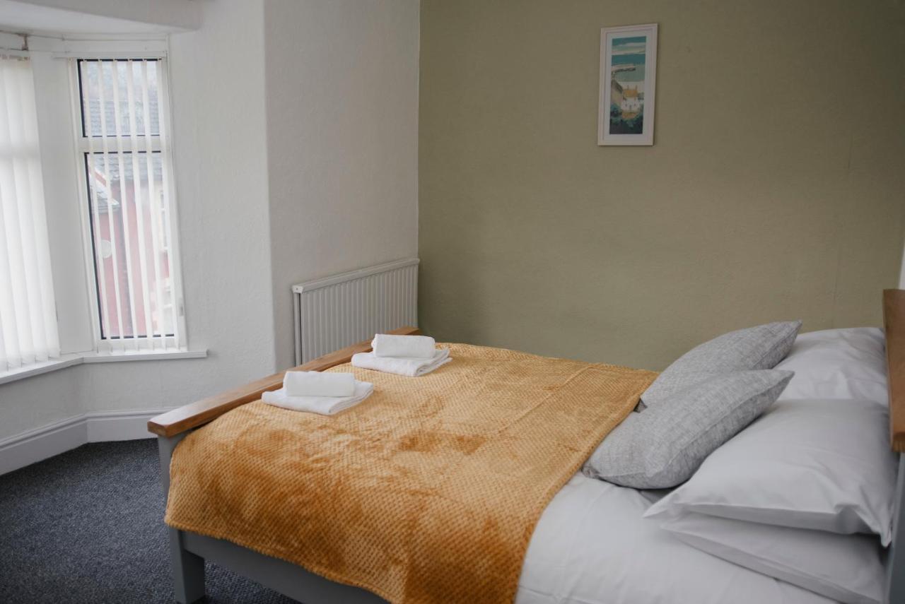 Six Bells Retreat Villa Abertillery Exteriör bild