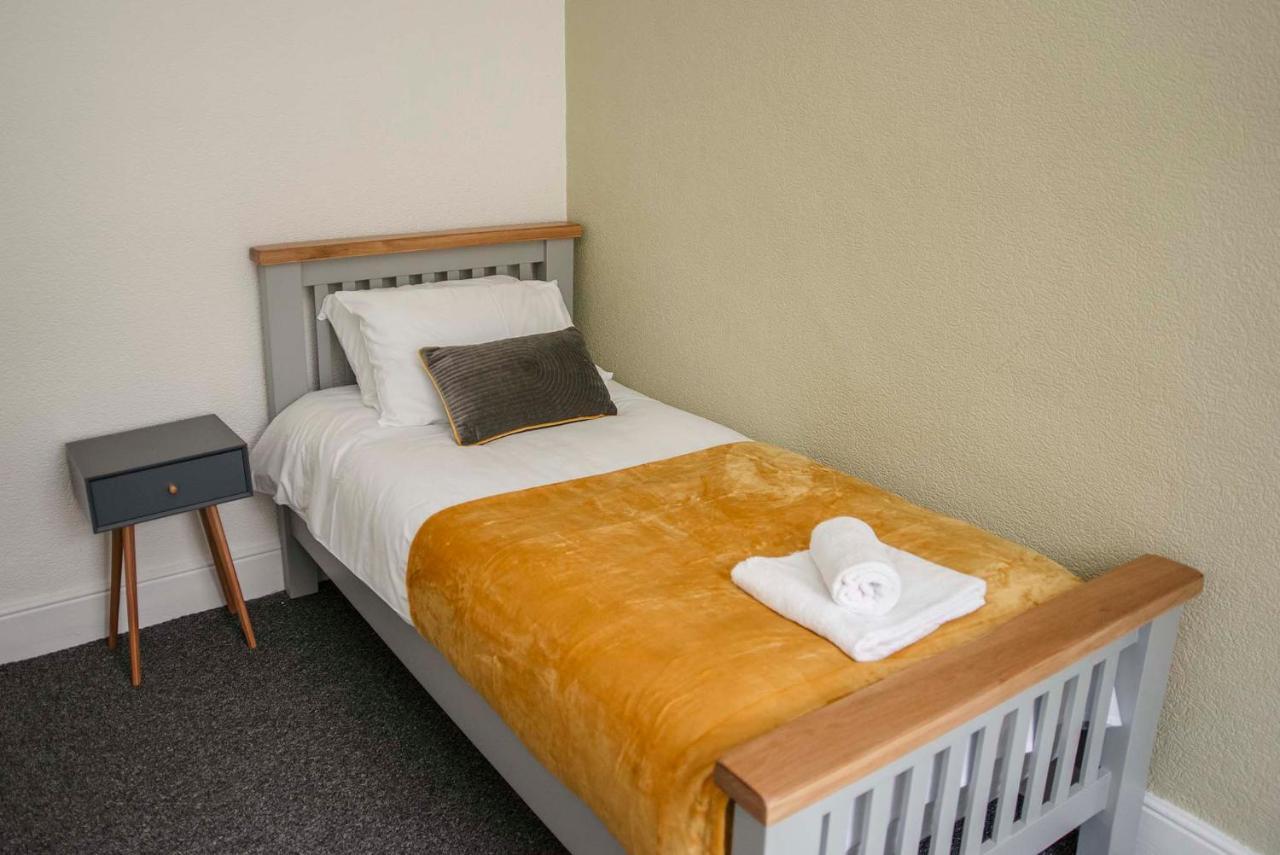 Six Bells Retreat Villa Abertillery Exteriör bild